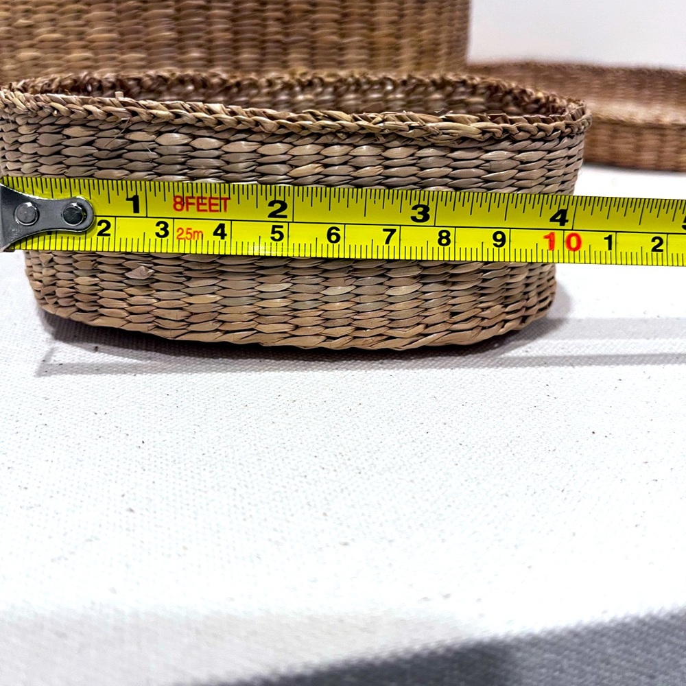 A basket set of five